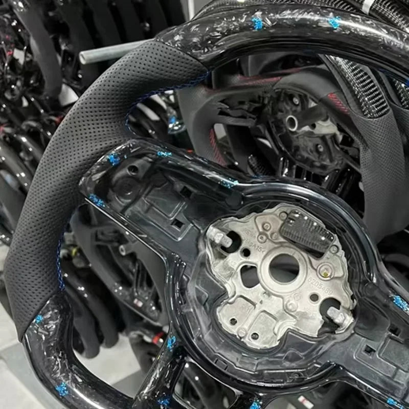 Suitable for Volkswagen Golf 7 MK7 MK7.5 GTI R GTD GTE Passat b8 Tiguan, truly forged carbon fiber steering wheel, blue and red